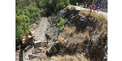 Serik-Akbaş grup yolu güçlendiriliyor 