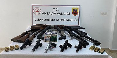 Serik İlçesinde Ruhsatsız Silah Operasyonu