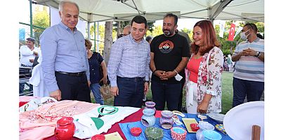 Sevgilerin ekildiği atölyeden muhteşem sergi