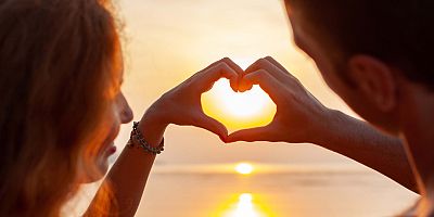 Sevgililer Günü’nde Beklentiler İlişkiye Zarar Veriyor!