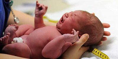 Sezaryen doğum tartışmaları yeniden alevlendi