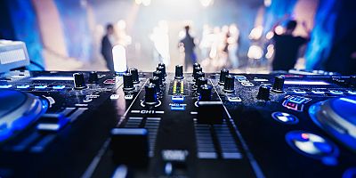 Siber suçlular şimdi de en popüler DJ'leri kullanıyor