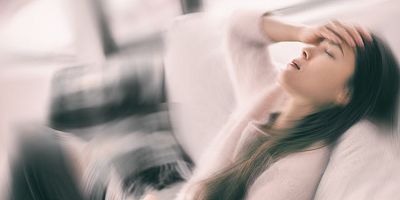 Şiddetli baş dönmesinin nedeni ‘denge kristalleri’ olabilir!