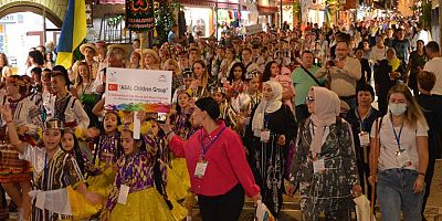 Side'de halk dansları esintisi