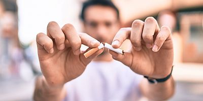 ‏Sigara içenlerin yarısı her ay 400 TL’den fazla bütçeyi “duman”a ayırıyor!