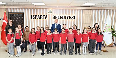 Sizler ülkemizin geleceğisiniz