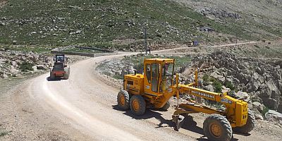 Söbüçimen yayla yoluna bakım onarım