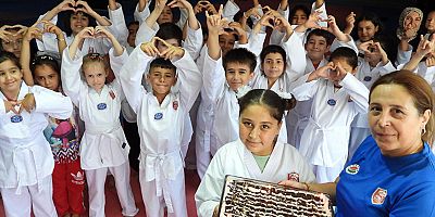 Spor yaparken sosyalleşiyorlar