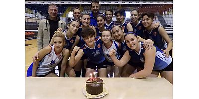 Sporcuya doğum günü sürprizi