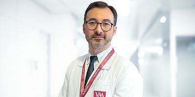 “Suda doğum anne ve bebek için doğal bir başlangıç sunuyor”
