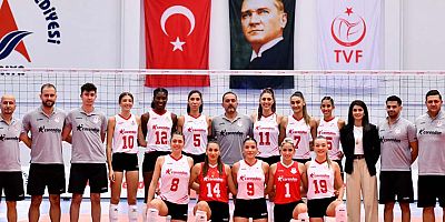 Sultanlar kendi seyircisi önünde