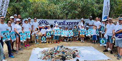 SunExpress’ten Dünya Çevre Günü’nde Kıyı Temizleme Etkinliği