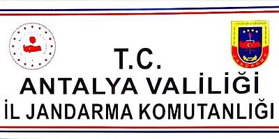 Tarihi eser niteliğindeki sikkeleri piyasaya sürmeye çalışan 2 şüpheli yakalandı