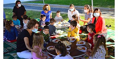 Taşağıl kreşinden köy kahvaltısı etkinliği