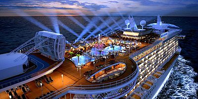 Tatilciler Yeni Yılı Kruvaziyerde Karşılıyor