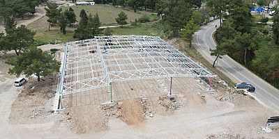 Tekirova pazar yerinde çalışmalar sürüyor