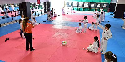 Tekvandoyu eğlenerek öğreniyorlar