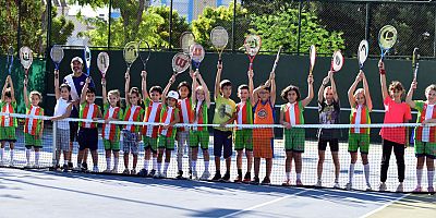 Teniste 29 Ekim turnuvası