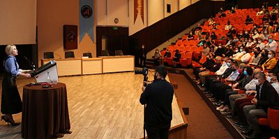 Tıpta Uzmanlık Sınavı bilgilendirme toplantısı düzenledi