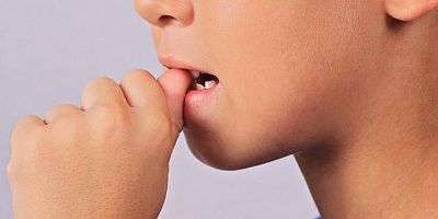 Tırnak Yeme Davranışı İhmale Gelmez