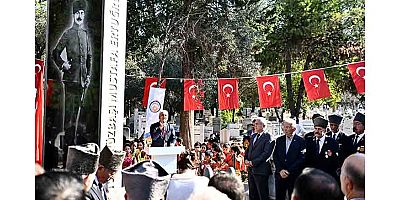Topçu Yüzbaşı Mustafa Ertuğrul Aker, anıt mezarında anıldı