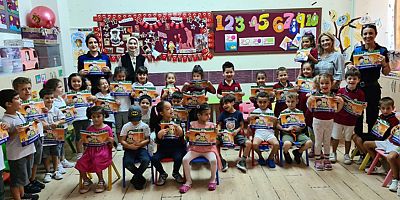 Toplum Destekli Polisler Anaokulu Öğrencilerine Bilgilendirme Yaptı