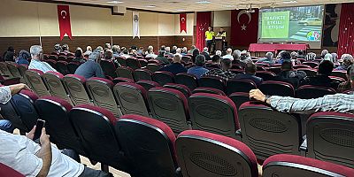 Trafik Jandarması Tarafından Okul Servis Araçları Sürücülerine Yönelik Trafik Eğitim Semineri