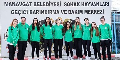Trendy Hotels Manavgat Belediyespor kadın voleybol takımından sokak hayvanlarına destek