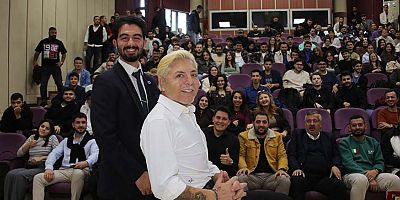Turizmci Tolga Cömertoğlu öğrencilerle bir araya geldi