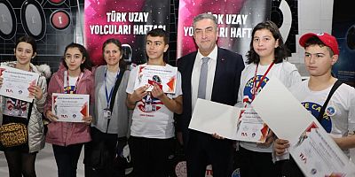 Türk Uzay Yolcuları Programı'na seçilen 100 öğrenci mezun oldu