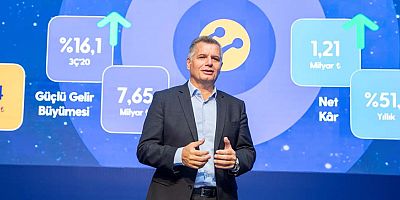 Turkcell ilk 9 ayda 1,1 milyon net faturalı müşteri kazandı