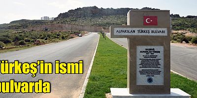 Türkeş’in ismi bulvarda