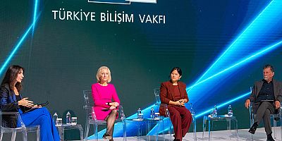 Türkiye Bilişim Vakfı 30'uncu yılında yapay zekâyı mercek altına aldı