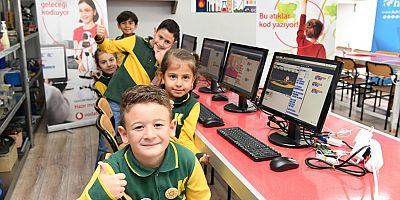 Türkiye Vodafone Vakfı, 2021'de de toplumsal hayatın dijitalleşmesine öncülük etti