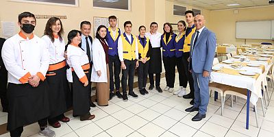 Tütüncü, gençlik buluşmasında maharetlerini gösterdi  