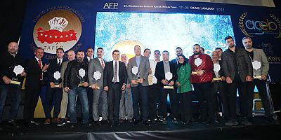 Tütüncü, “Türkiye’nin en büyük fuarı, Antalya’ya değer katıyor”