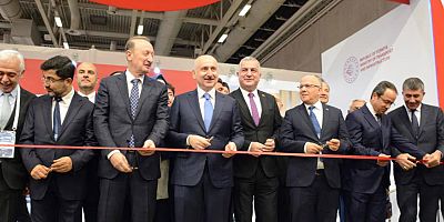 Ulaştırma ve Altyapı Bakanı Karaismailoğlu