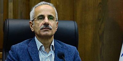 Ulaştırma ve Altyapı Bakanı Uraloğlu'ndan 