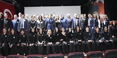 Ulu Önder Gazi Mustafa Kemal Atatürk anılıyor