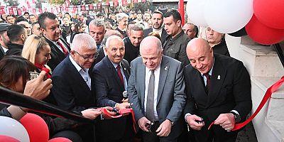 Ümit Özdağ Kemer İlçe Başkanlığının açılışını gerçekleştirdi