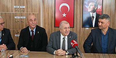 Ümit Özdağ Kumluca Muhtarlar Derneği’ni ziyaret etti