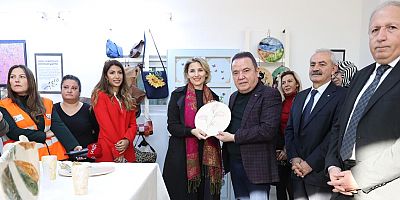 Uncalı ATASEM’de “Bir Tutam Mutluluk” sergisi