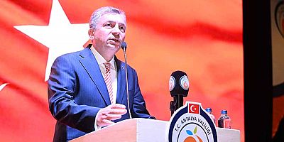 Vali Şahin: 30 Ağustos geleceğimizin dönüm noktasıdır