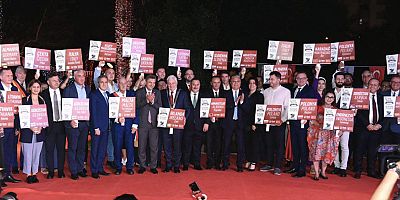 Vali Şahin 8'inci Kaleiçi Old Town Festivali'ne katıldı