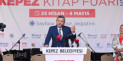 Vali Şahin: Çocuklarımıza kitap sevgisini aşılamak beka meselesidir