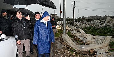 Vali Şahin, Demre ve Kumluca'da zarar gören alanları yerinde inceledi