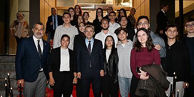 Vali Şahin gençlerle bir araya geldi