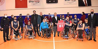 Vali Yazıcı’dan Millilere ziyaret