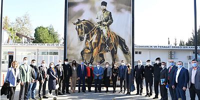 Vali Yazıcı Göçmenler Günü'nü kutladı