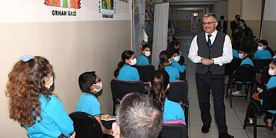 Vali Yazıcı: Hedeflenen geleceğe gençlerimiz sayesinde ulaşacağız